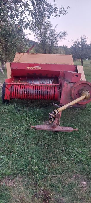 Presa balotat Heywang