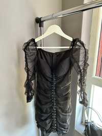Черна рокля корсет с красиви ръкави
