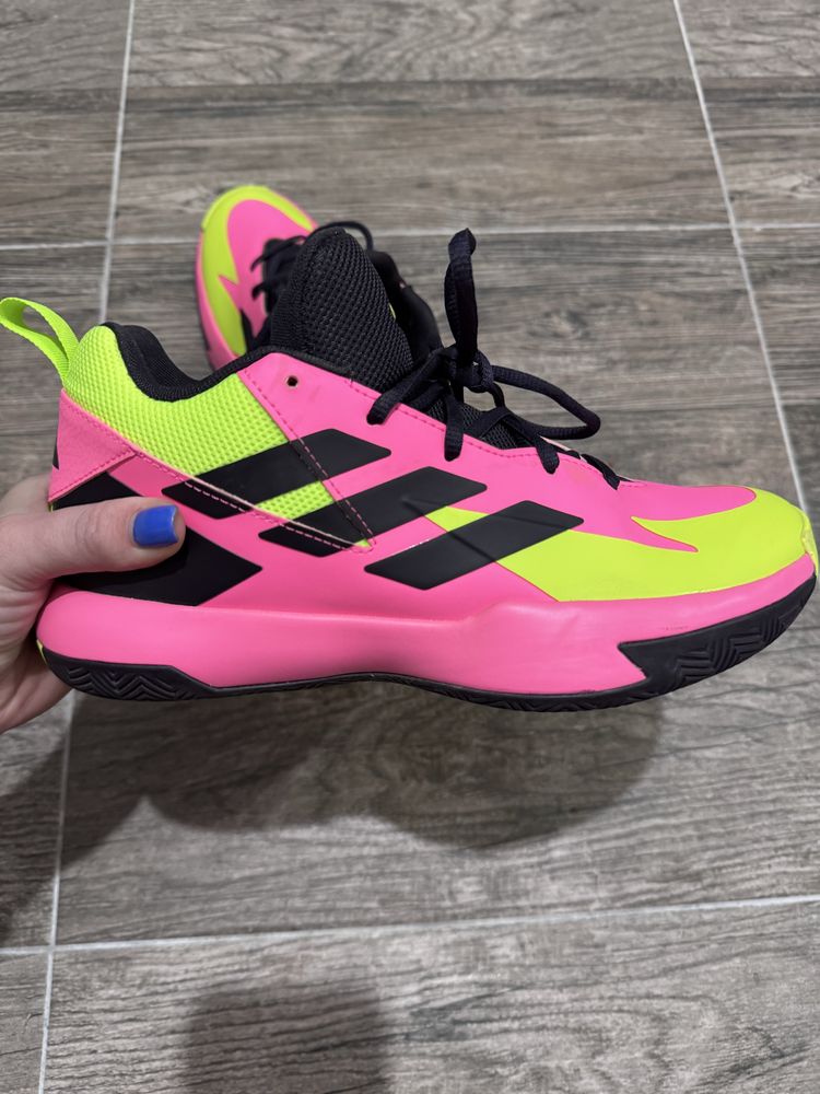 Adidas маратонки