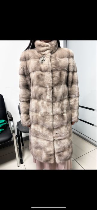 Продам норковую шубу 44 размер