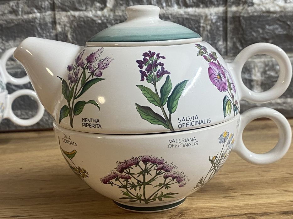 Немски комплект от чайник с чаша -HERR FAYENCE