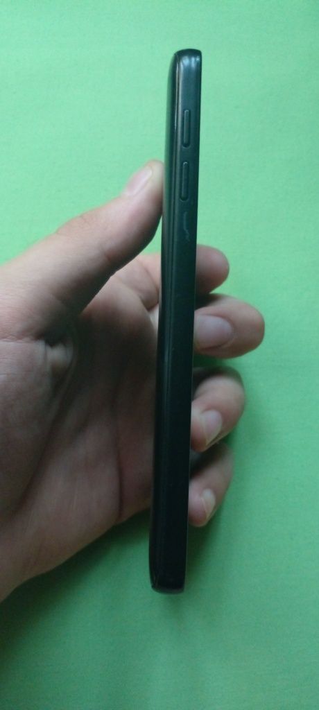Samsung J2 bez karobka