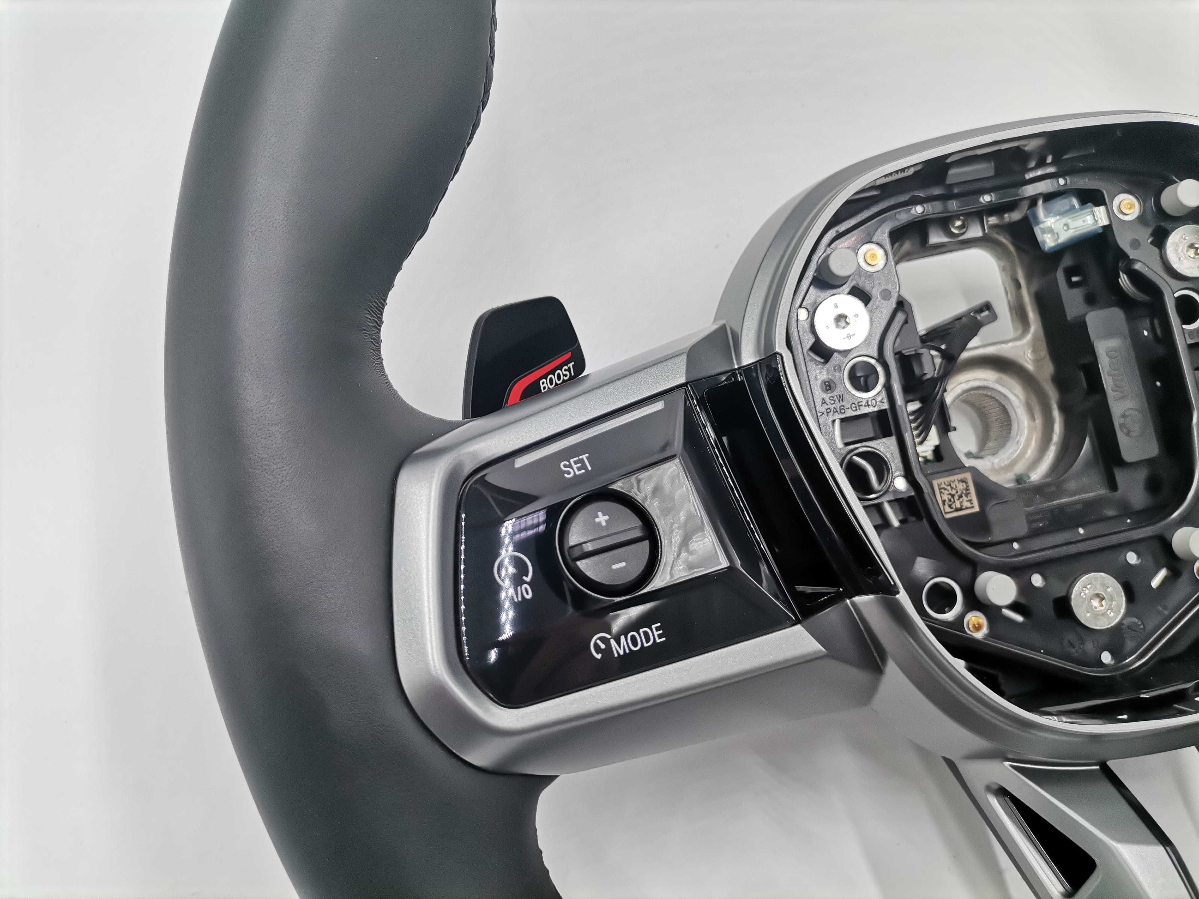 Нов M спортен волан U11 BMW U06 X1 X2 U10 M Power Boost