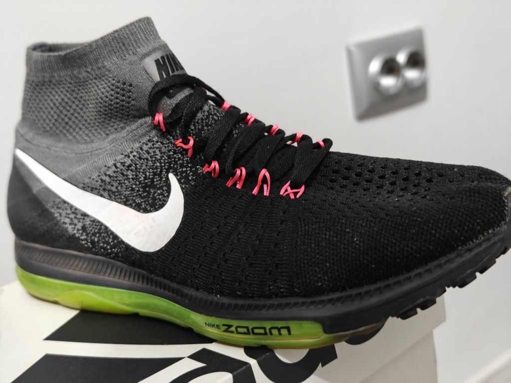 Оригинални Nike Air Zoom за бягане размер 43