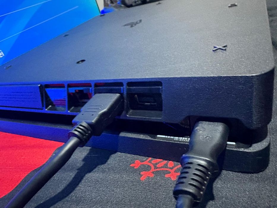 Ps4 slim 1tb spatiu
