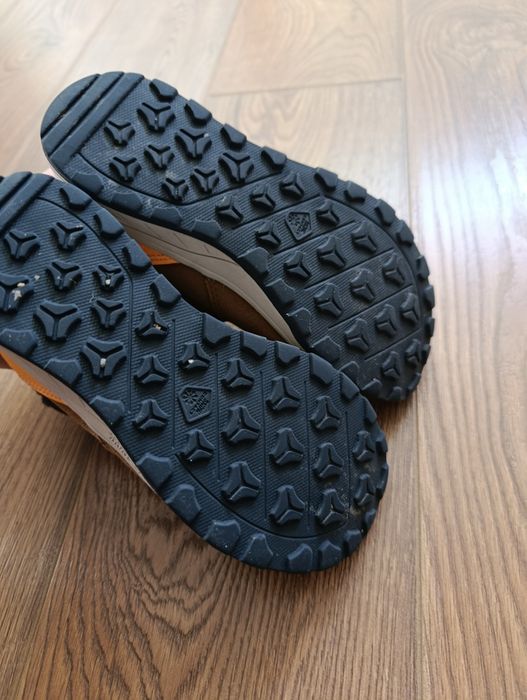 Декатлон Primigi боти и ботуши 33номер и 28/29 номер