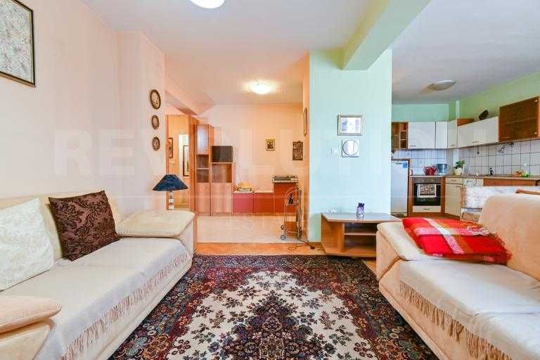 Продава се Двустаен апартамент в София, Студентски град - 80 кв.м за 2625 €/кв.м - Снимка #2