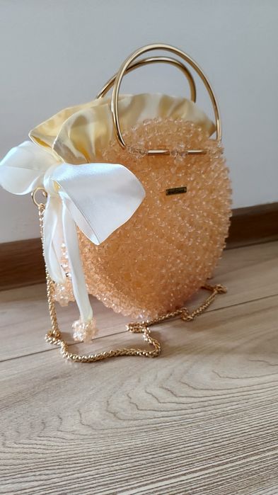 Чанта от мъниста