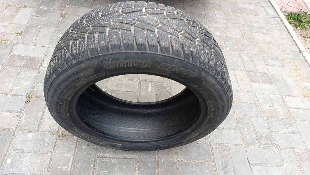 Продам Шины R18 проездили 1 сезон