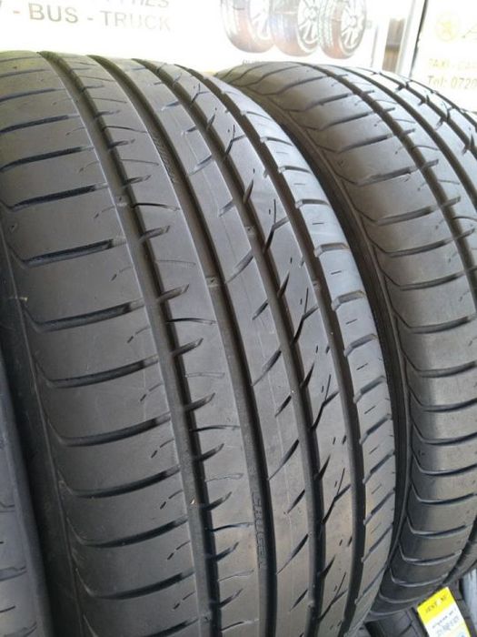 255 55 18, 225 55 18, 235 55 18, 235 60 18, 225 60 18, 215 55 18, 245