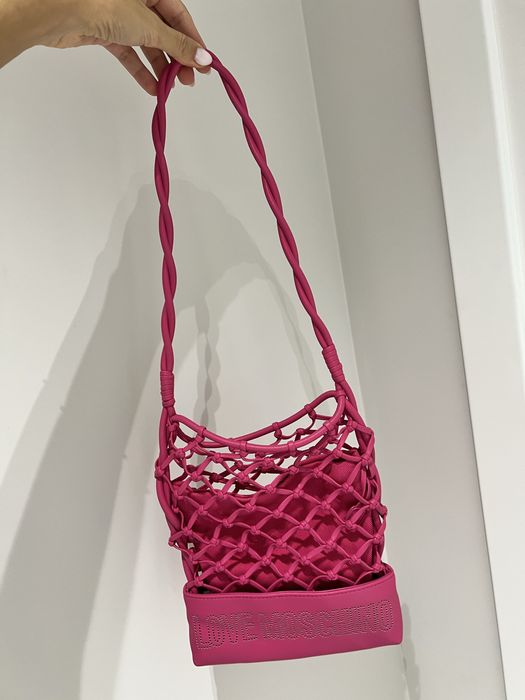 Малка чантичка на Love Moshchino