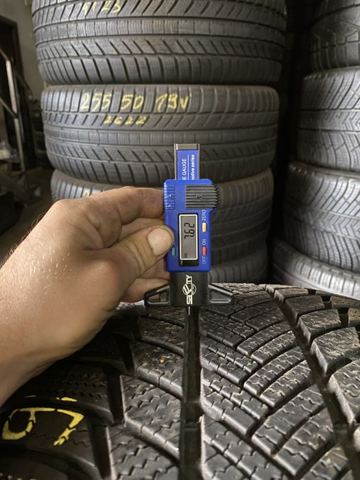 Anvelope iarna 265/50/19 Bridgestone Blizzak LM005 RFT 265 50 19 R18