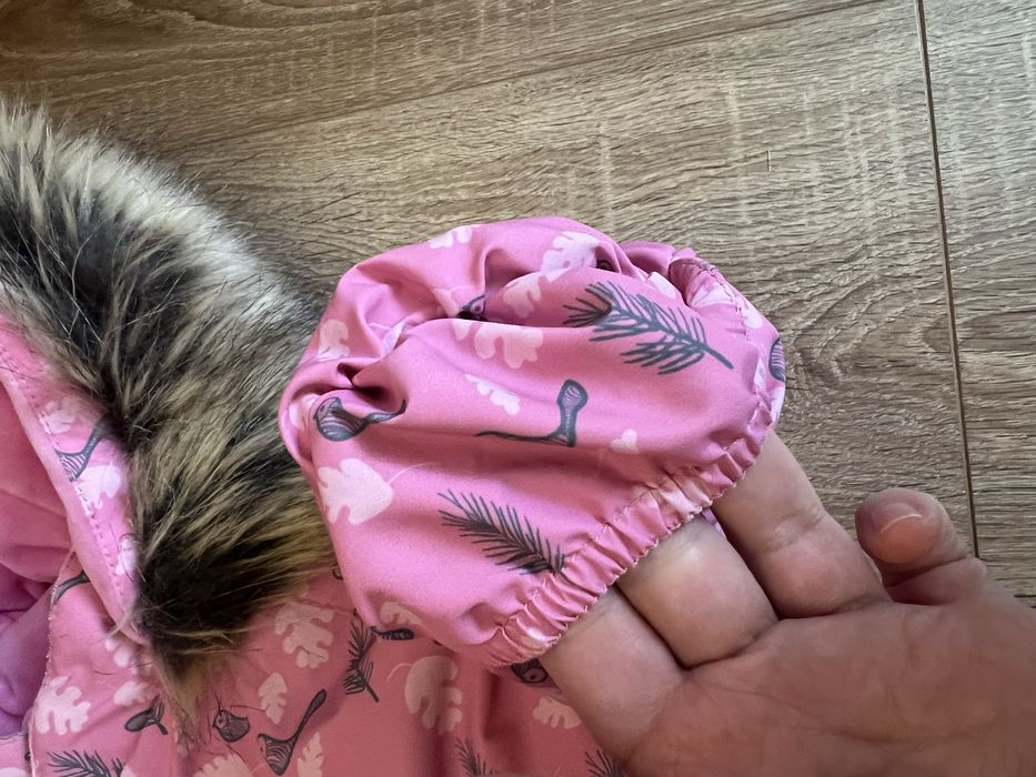 Очень теплый, зимний комбинезон на малышку