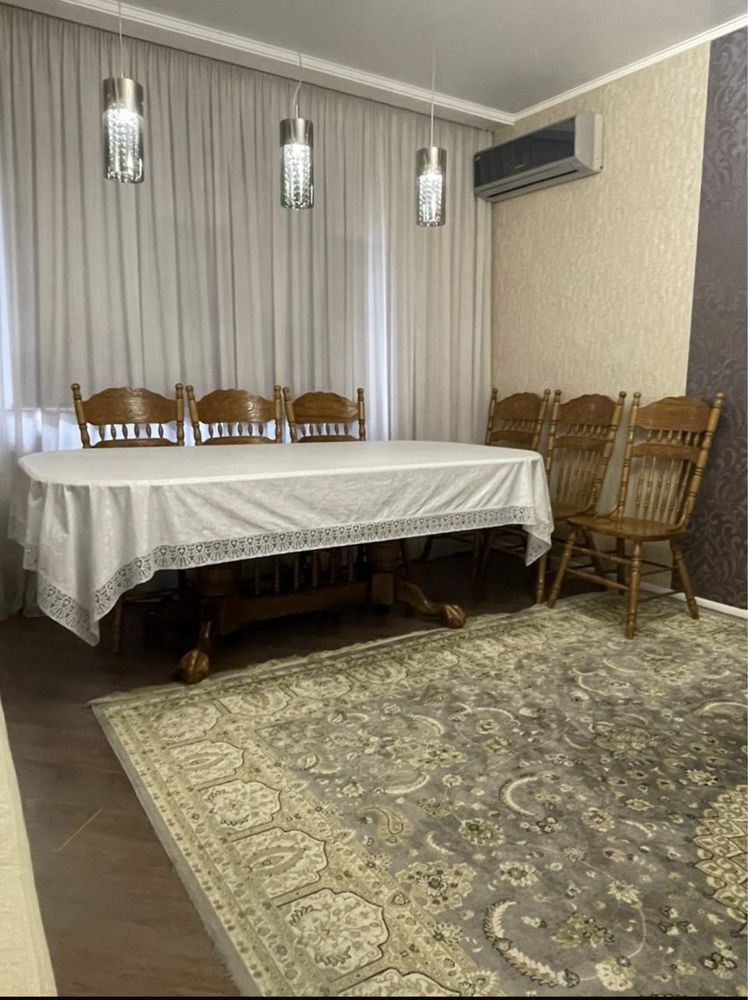 Стол раздвижной дубовый