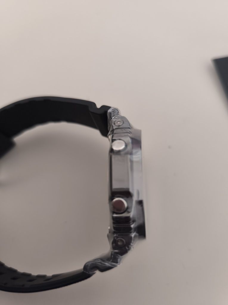 IFL watches Casioak Octo