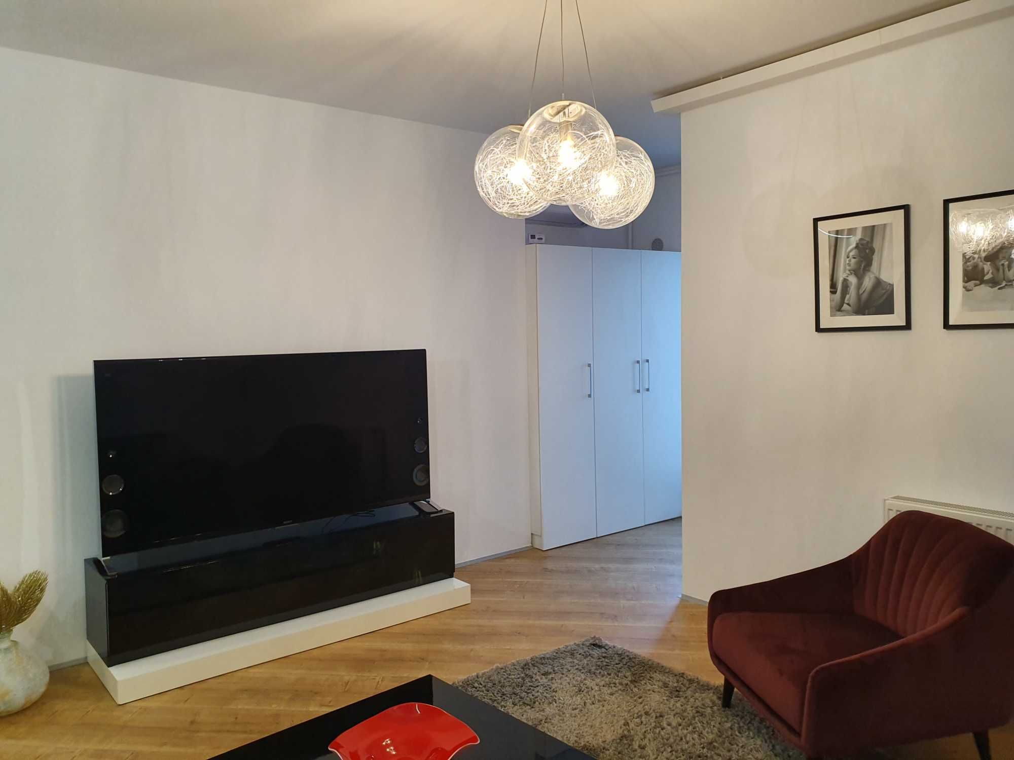 Inchiriere apartament 3 camere de lux -4 City North Pipera- 2 parcari