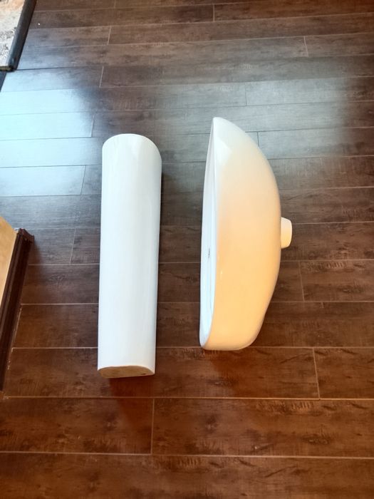 Продам раковину тюльпан состояние отличное