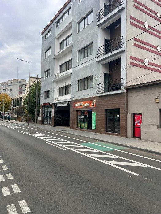 Inchiriez spatiu comerical