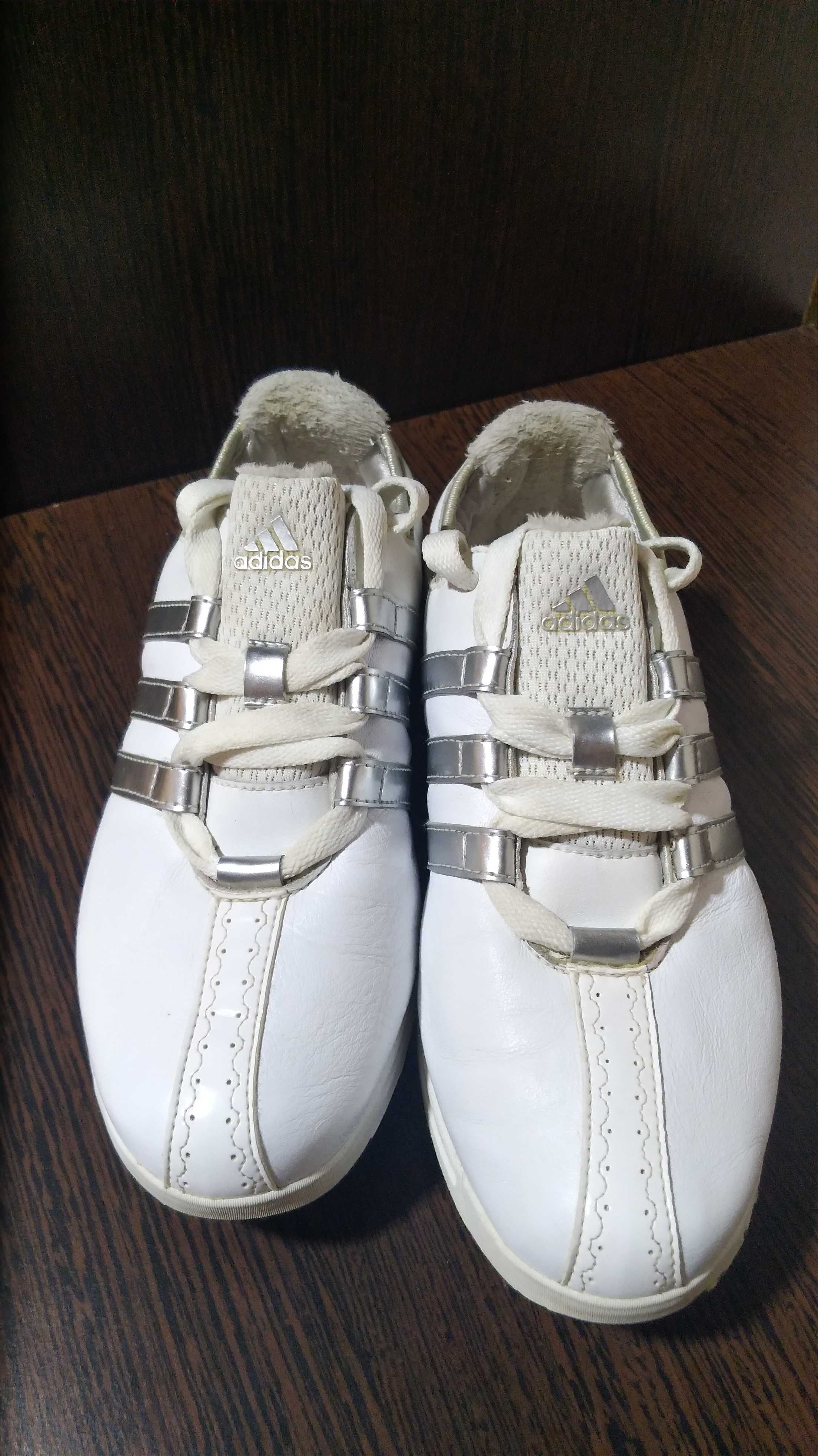 Încălțăminte pentru golf Adidas