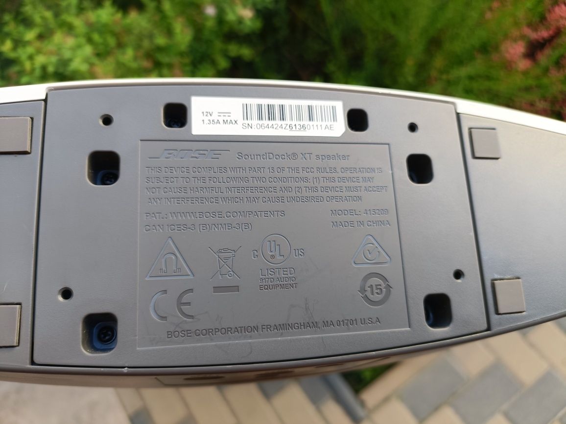 Bose Sounddock XT, boxa activa cu intrare aux in sunet foarte bun
