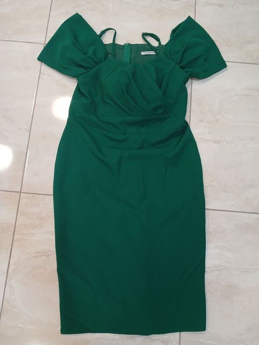 Красива зелена рокля размер 46я размер 46