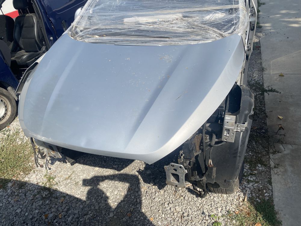 Преден капак Hyundai IX35