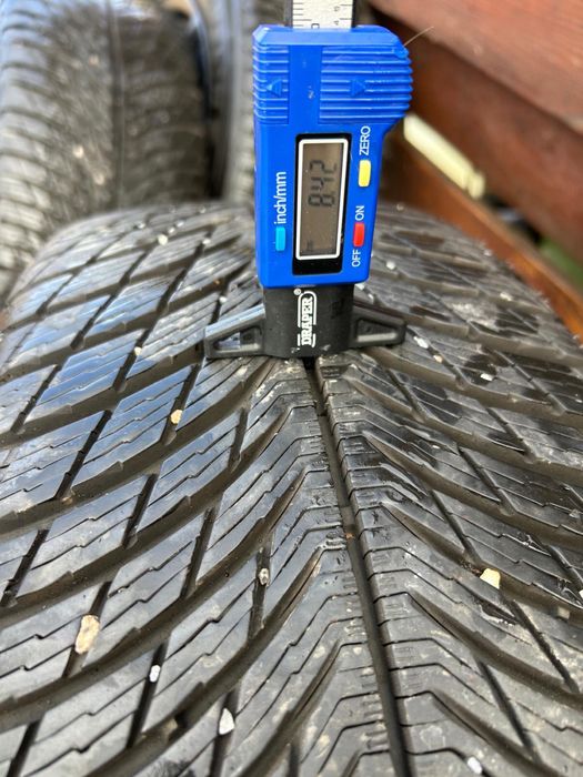 Anvelope iarna Michelin Pilot Alpin 5 SUV 235 55 19 NOI