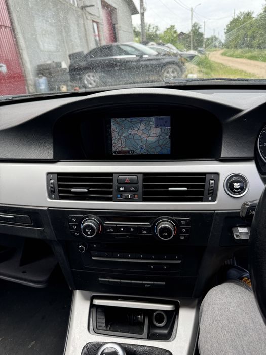 Navigatie bmw e90/91/92 facelift 2011