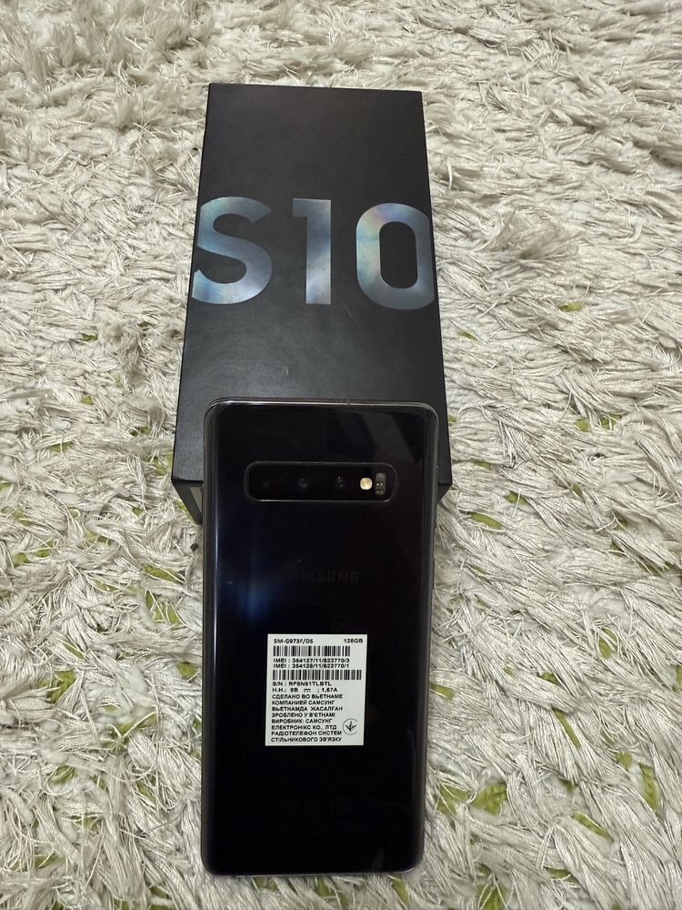 Продается отличный телефон S 10 Type C