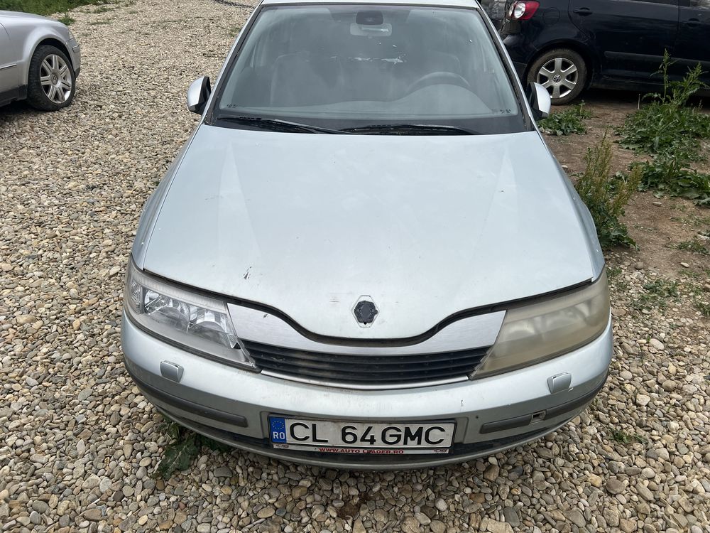 Dezmembrez renault laguna 2.2 dci