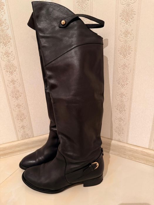 Продам зимние сапоги