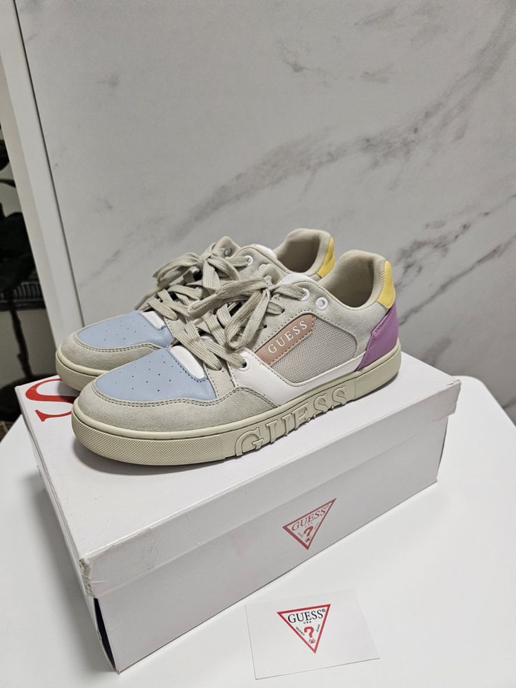 Кецове Guess