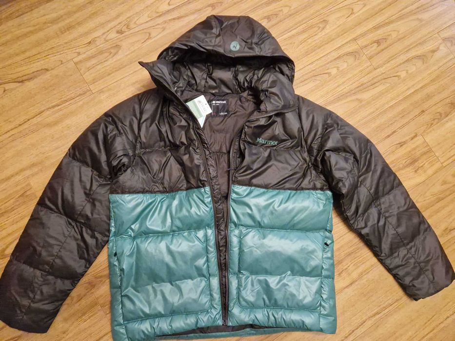 Geaca puf Marmot, masuri M-L,noua,cu etichete, mammut,la sportiva,rab