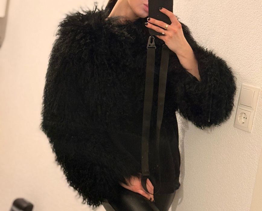 Палто от Естествен косъм Монголска вълна/ Монголско Агне