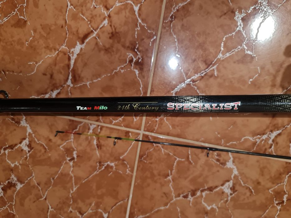 Bete de lanseta din carbon