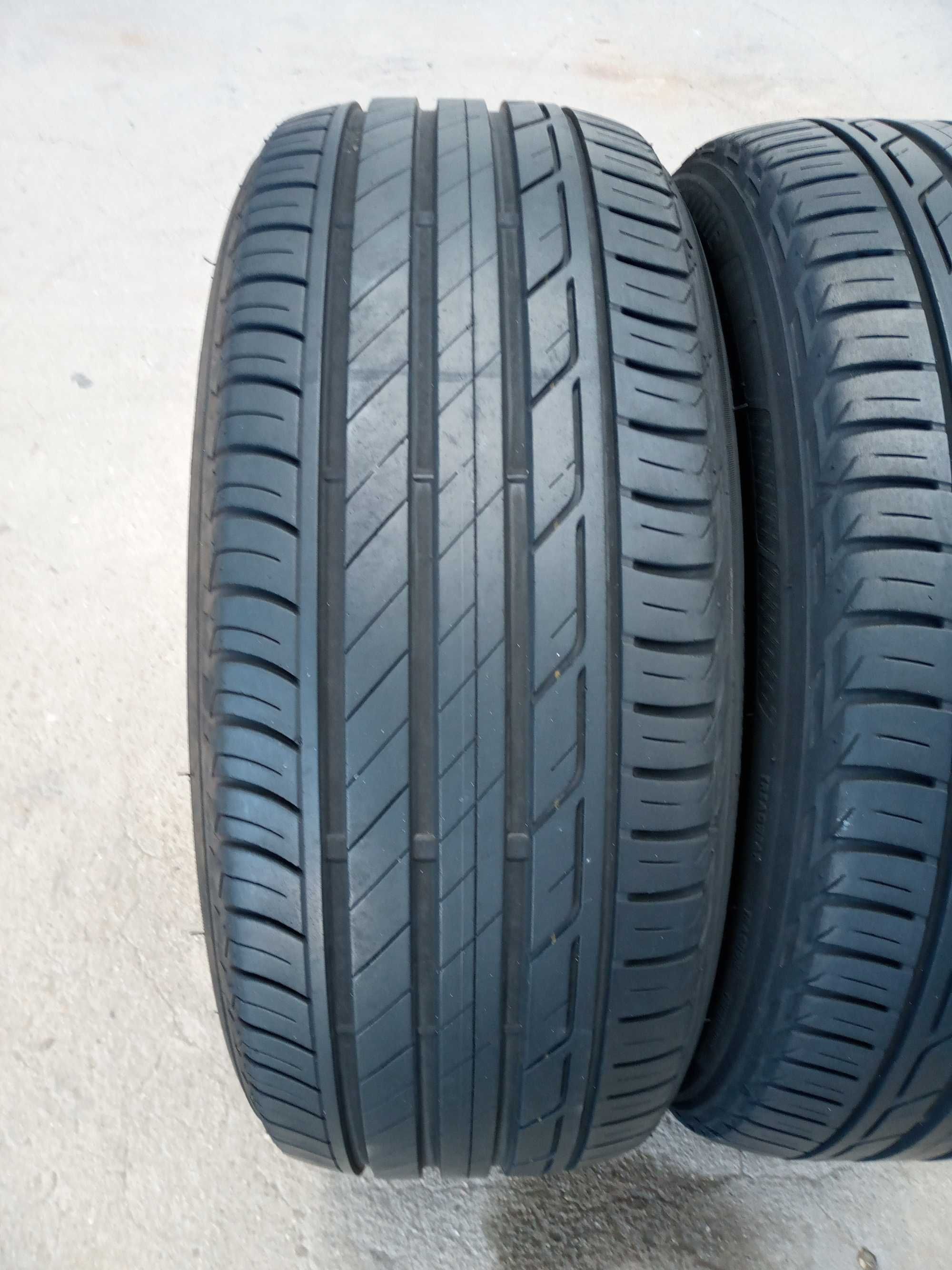 2 летни гуми R18 215/50 Bridgestone Turanza T001 92W с борд