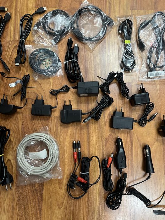 Cabluri, transformatoare, HDMI diverse