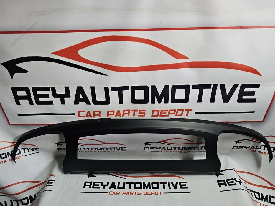 Spoiler difuzor bara spate Bentley Bentayga 2016- cod 36A807521 NOU