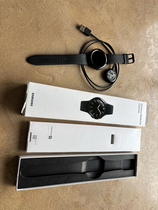 Продам Samsung Galaxy Watch 4 Classic 46mm смарт часы Самсунг