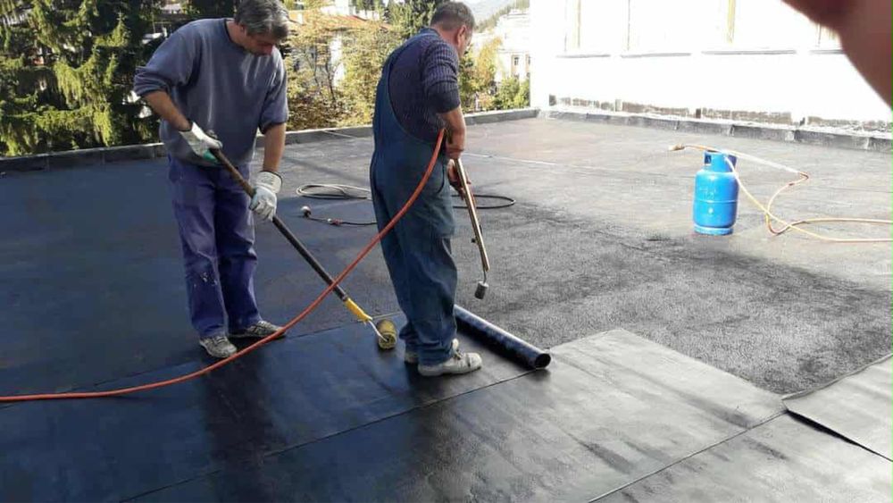 Почистване на мазета тавани дворове Стара Загора Пловдив и областта