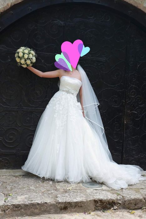 Дизайнерска булчинска рокля San Patrick (Pronovias)