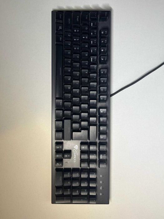 Vand Pc gaming Ryzen 5 3500X, Amd radeon rx 5600xt + tastura si mouse
