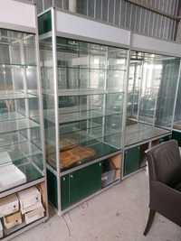 Vand vitrine sticla