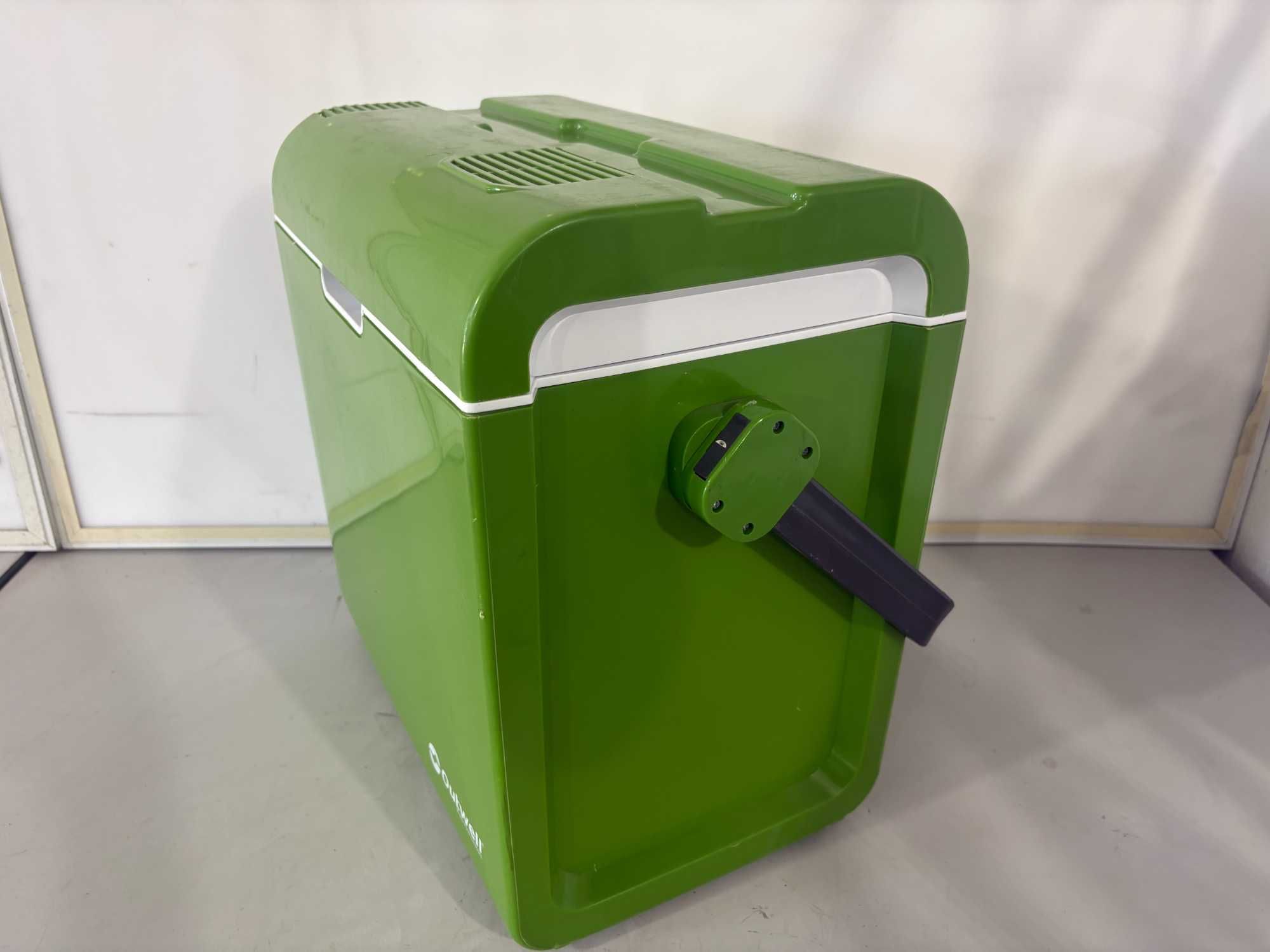 Хладилна чанта 12 V - Outwell 24L