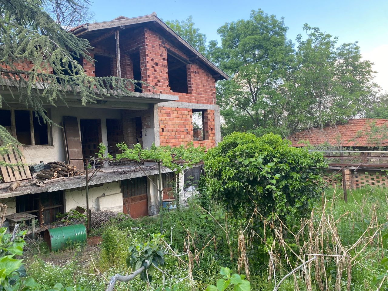 Продава се Къща в Харманли - 186 кв.м за 203 €/кв.м - Снимка #3