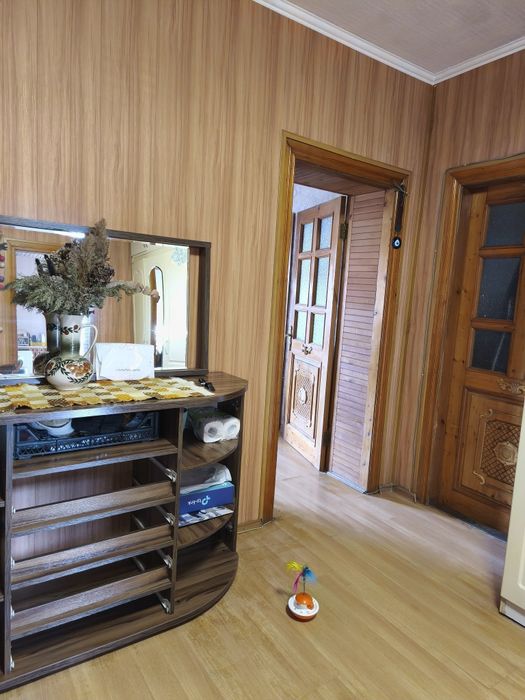 Продаем дом из 5 комнат с зимним садом и гостевым домиком ост.Луговая