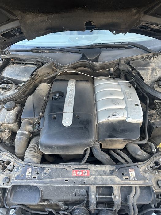 Dezmembrez mercedes c270, motor 2.7 sprinter