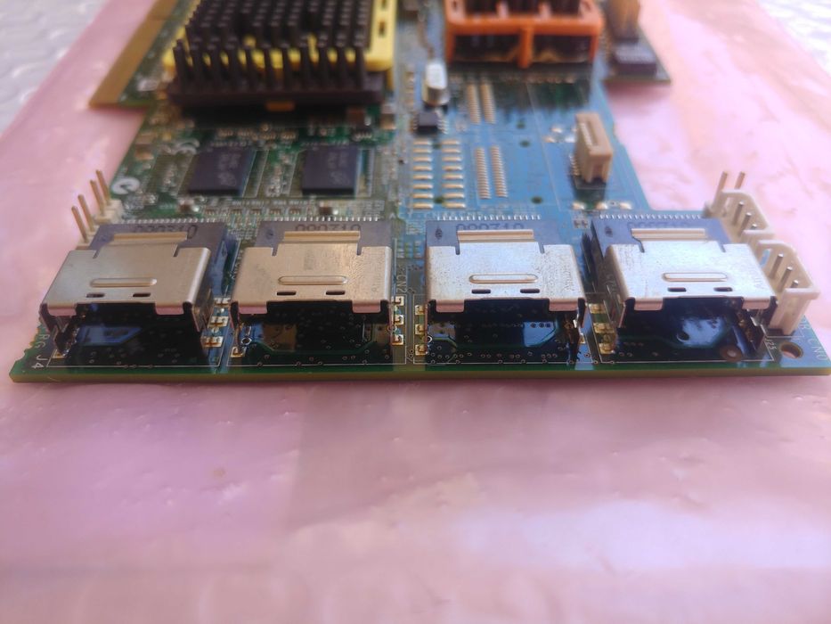 Adaptec ASR-51645 SAS RAID Controller PCIe 512MB 16+4 Ports