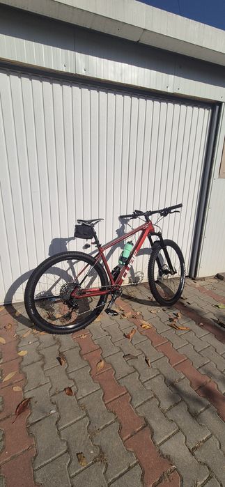 Bicicleta Cube 29 Carbon