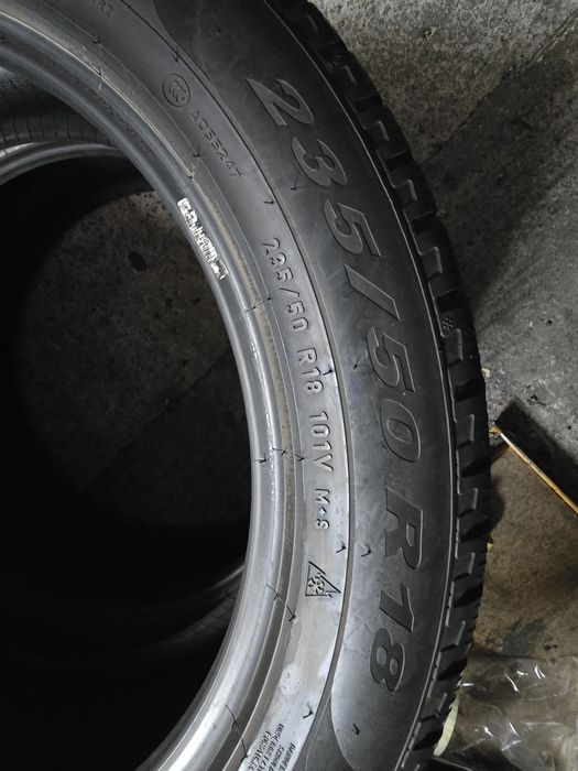 Pirelli 235/50 R18 101V MS iarnă